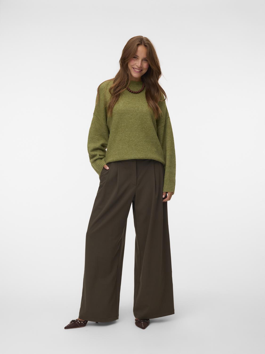 model_shot-front